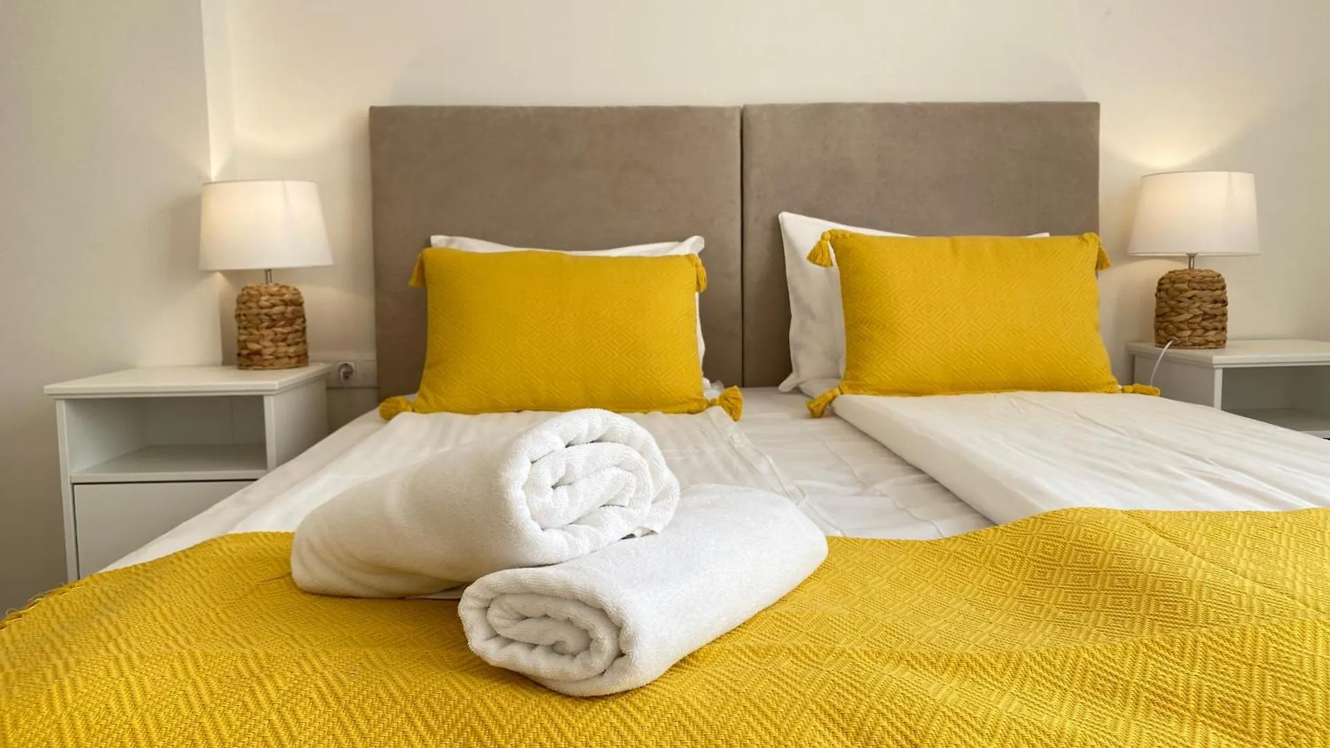 Ultralux Magnolia City Center Bestern Segedyn Apartament