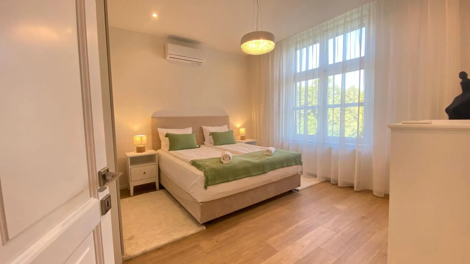 Apartament Ultralux Magnolia City Center Bestern Segedyn Węgry